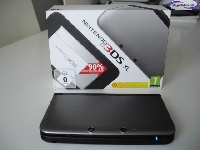 Nintendo 3DS XL Silver + Black mini1
