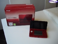 Nintendo 3DS Metallic Red mini1