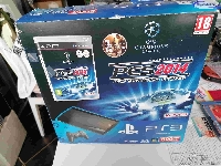 PlayStation 3 Ultra Slim Pack PES 2014  / Last  of US mini1