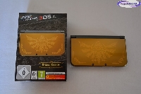 New Nintendo 3DS XL - Hyrule Edition mini1