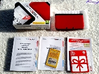 Nintendo 3DS XL Red + Black mini1